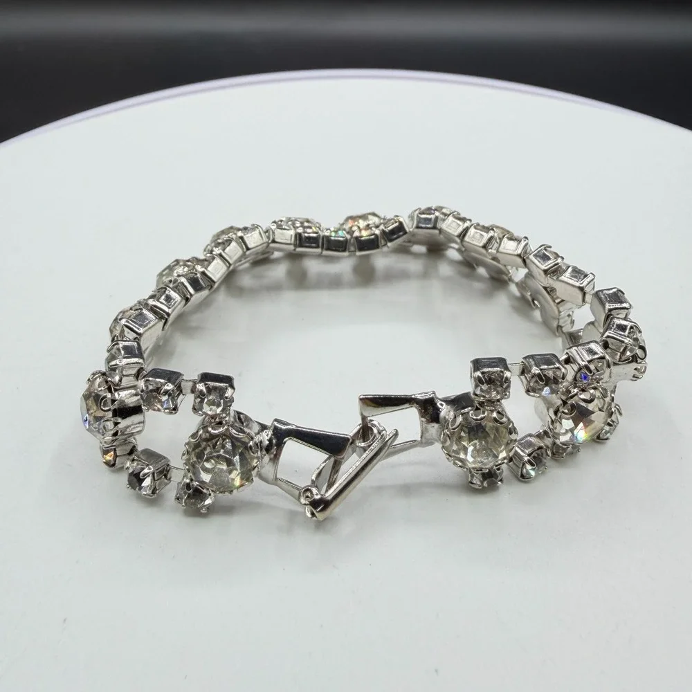 N/A sparkling silver